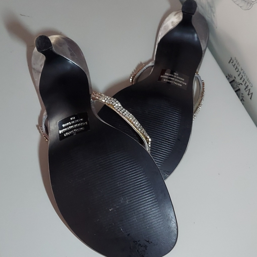 Moda Rhinestone Heeled Flip flops - Picture 6 of 8